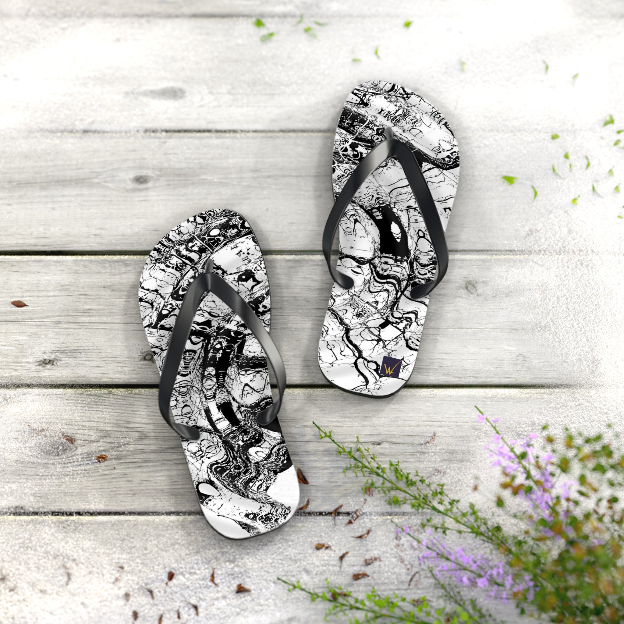 Flip Flops Black & White